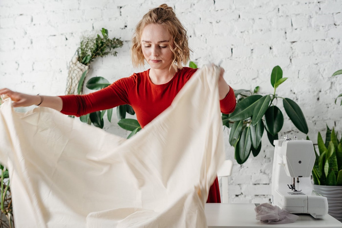 Reinvent Your Wardrobe: DIY Fashion for the Eco-conscious