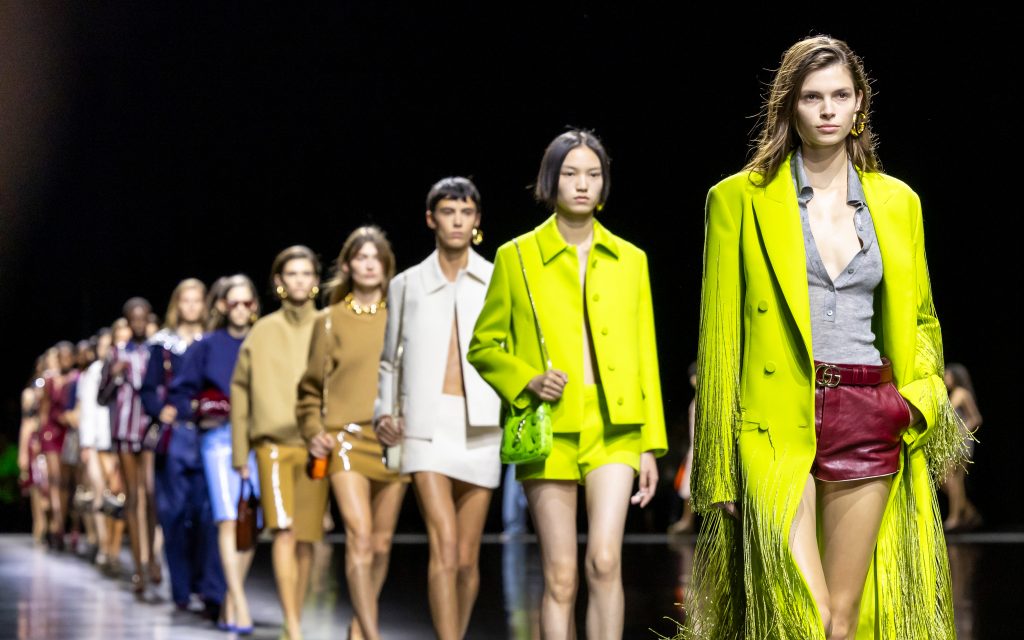 Unveiling the Magnificence: Fashion Trends from the Runways of Paris and Milan