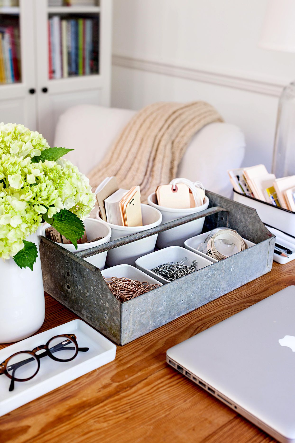 Clever Storage Solutions: Repurposing Household Items for Organization